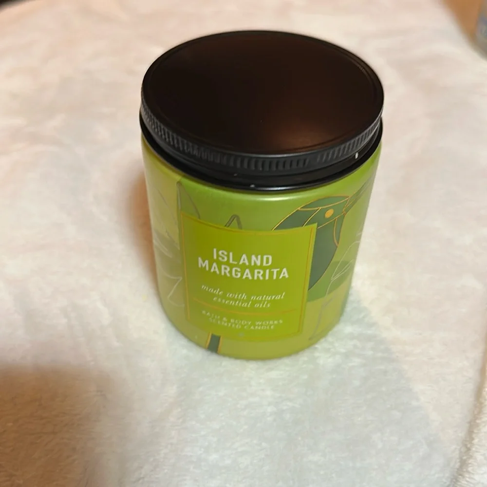 Bath & Body Works Island Margarita Hand Poured Wax Melts